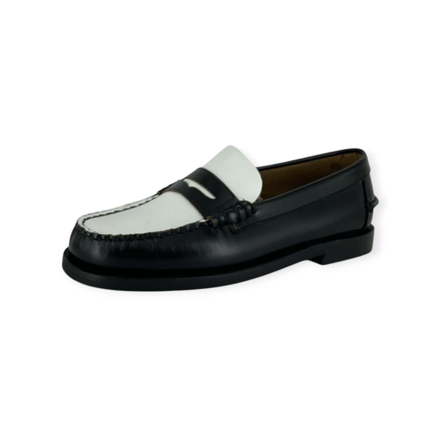 SEBAGO DAN