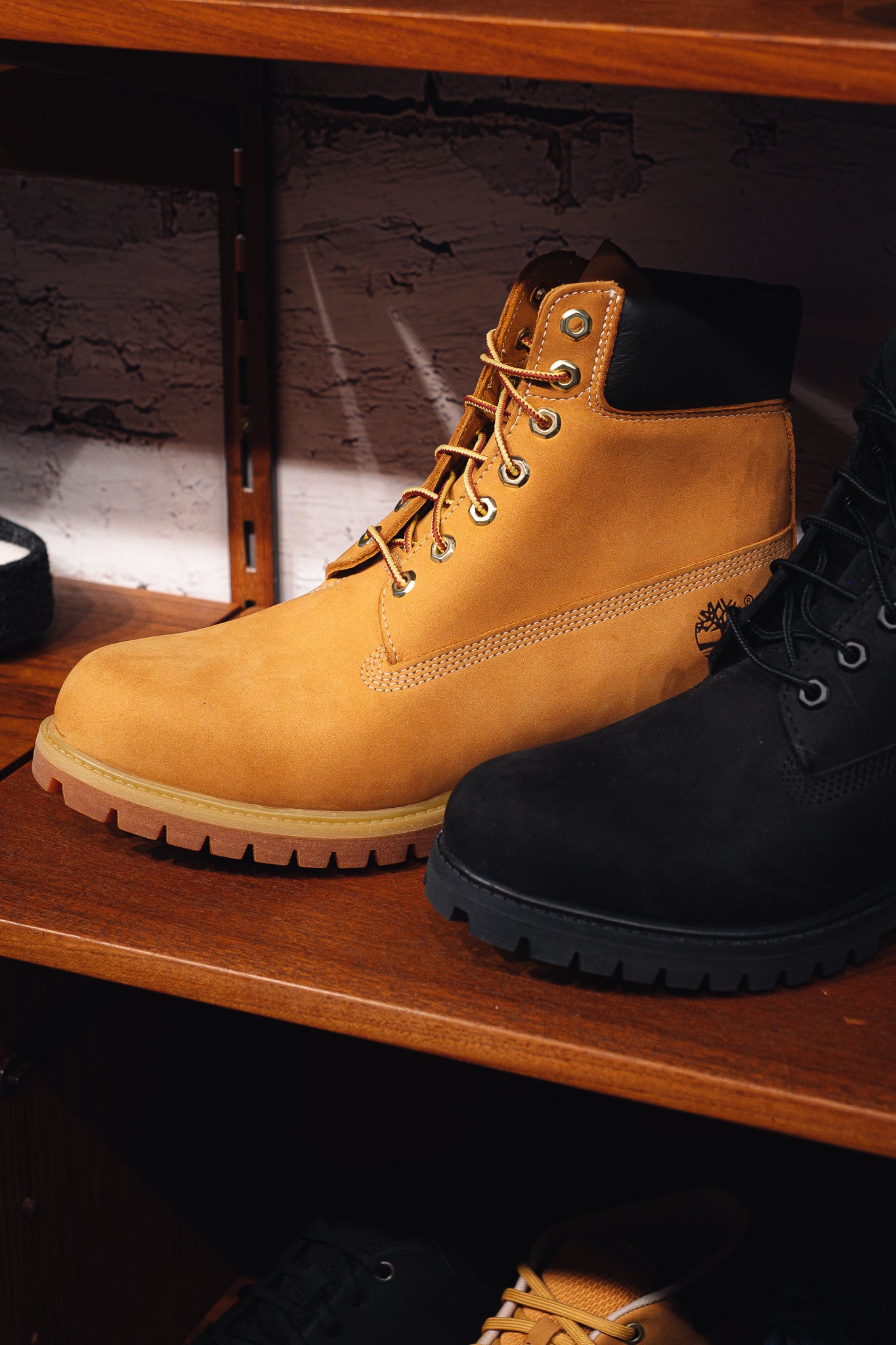BOOT 6