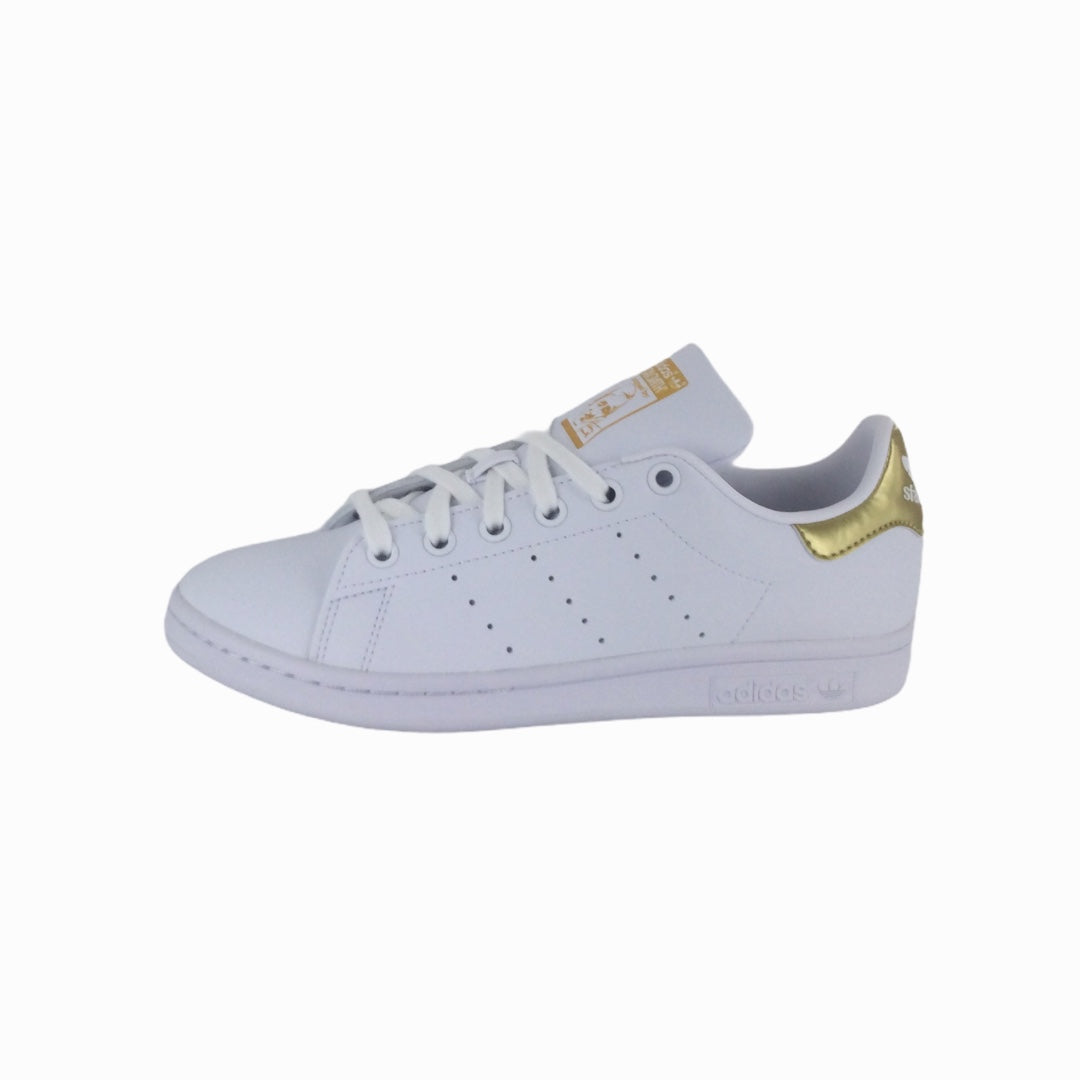 STAN SMITH