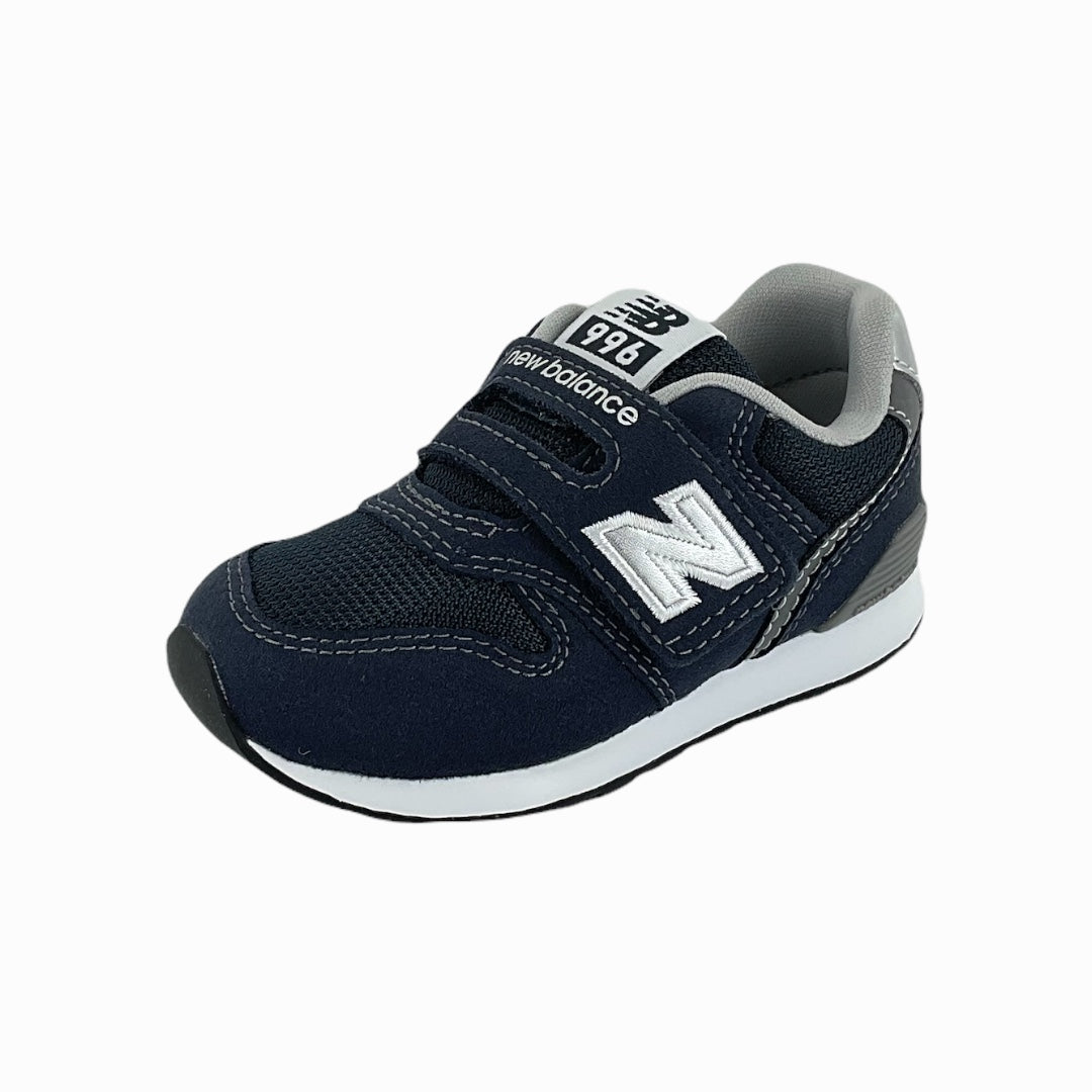 996